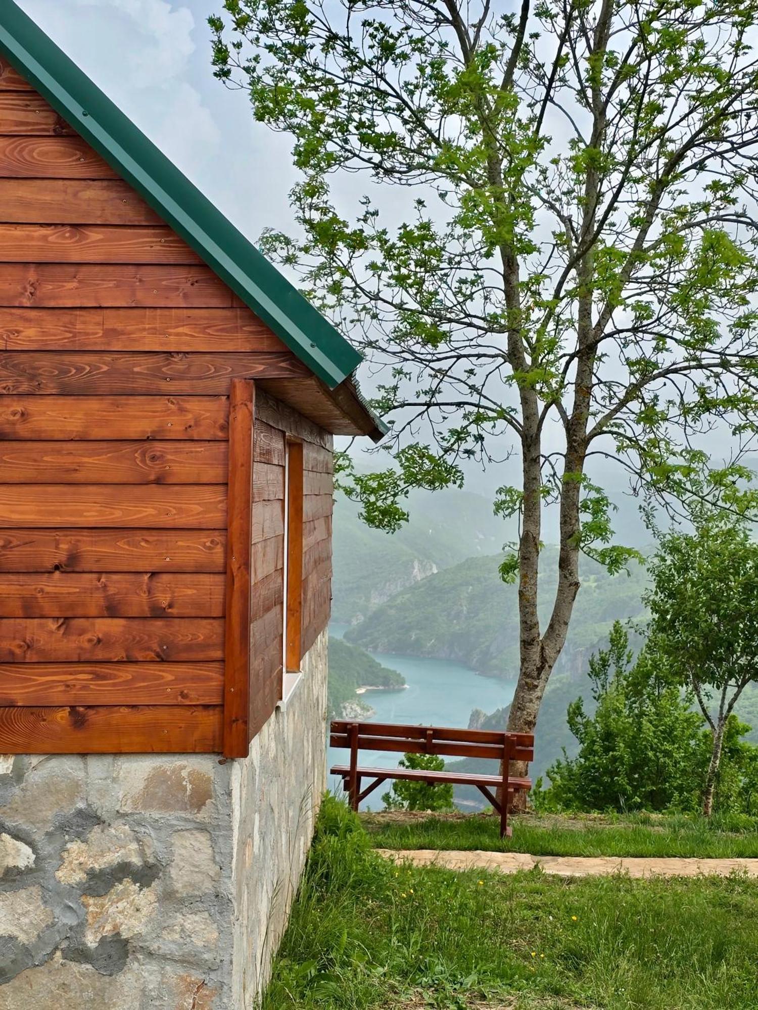 Rural Resort Tron プルジネ エクステリア 写真